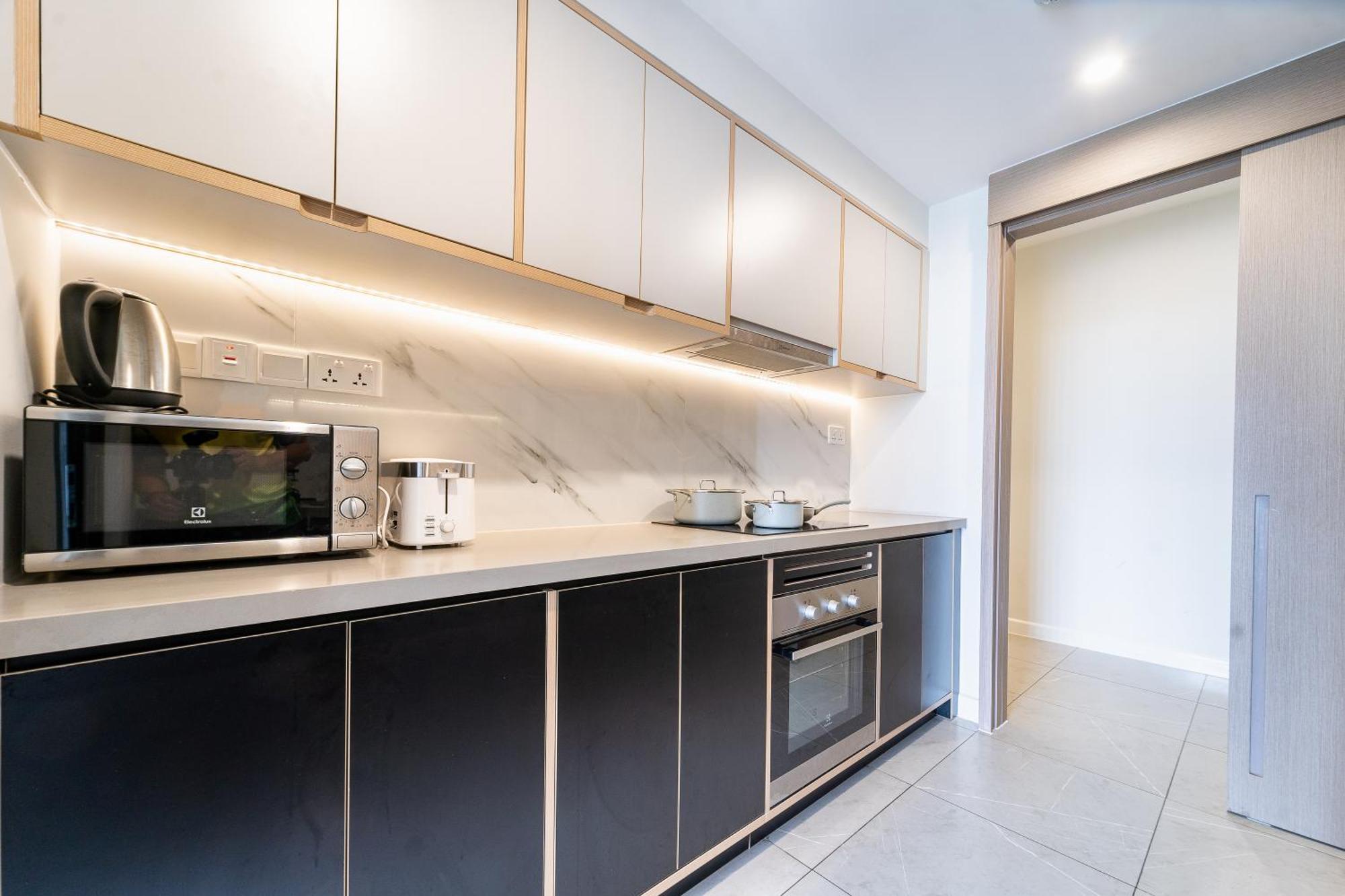 Modern District 1 2br&3br D1&zenity Outdoor Jacuzzi Pool * TP. Hồ Chí Minh